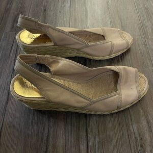 Lauren Ralph Lauren Women's Espadrille Sandals, Size 7.5B, Beige Wedge Heel
